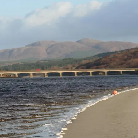 Eagle's Nest לינה וארוחת בוקר Lettermacaward