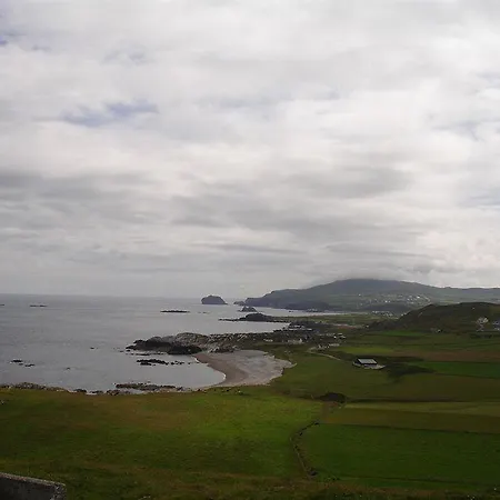 לינה וארוחת בוקר Eagle's Nest Lettermacaward