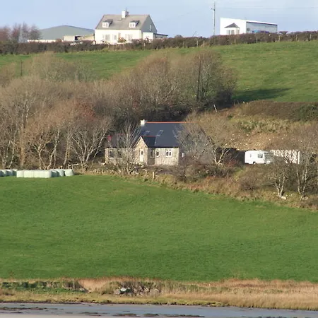 לינה וארוחת בוקר Eagle's Nest