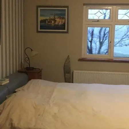 Eagle's Nest לינה וארוחת בוקר 4*