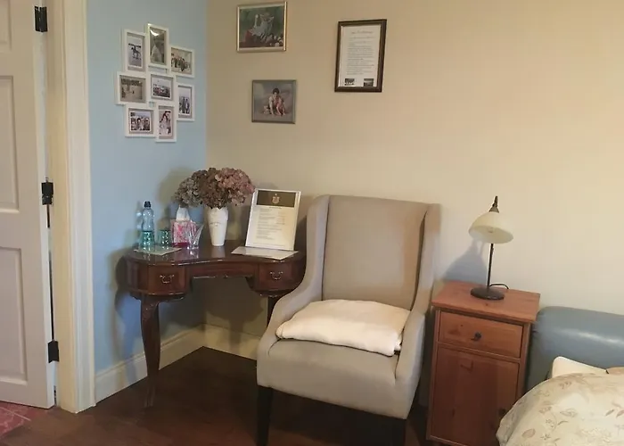 Eagle's Nest Bed & Breakfast Lettermacaward